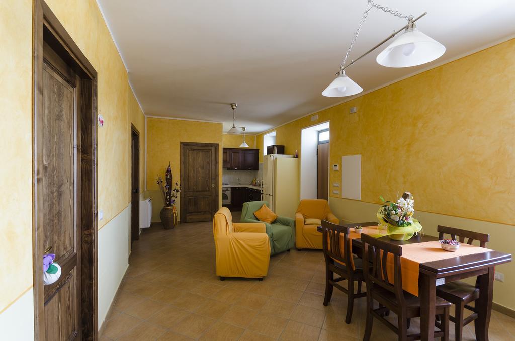 Laureana CilentoAl Casale Dei Nonni住宿加早餐旅馆 外观 照片